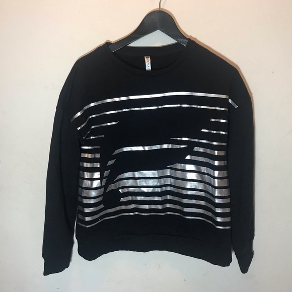 Fabletics Pullover - Picture 2 of 4